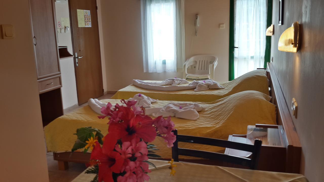Avlu Apartments 1 İçmeler Phòng bức ảnh
